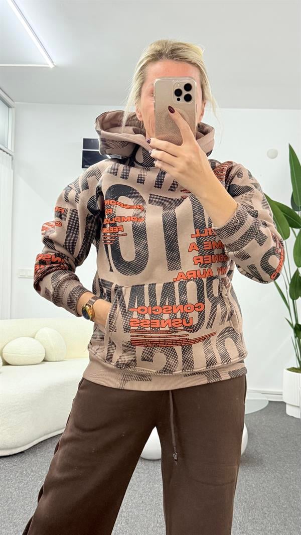 ÇAYNİ NEON TURUNCU YAZILI KAHVERENGİ SWEATSHIRT