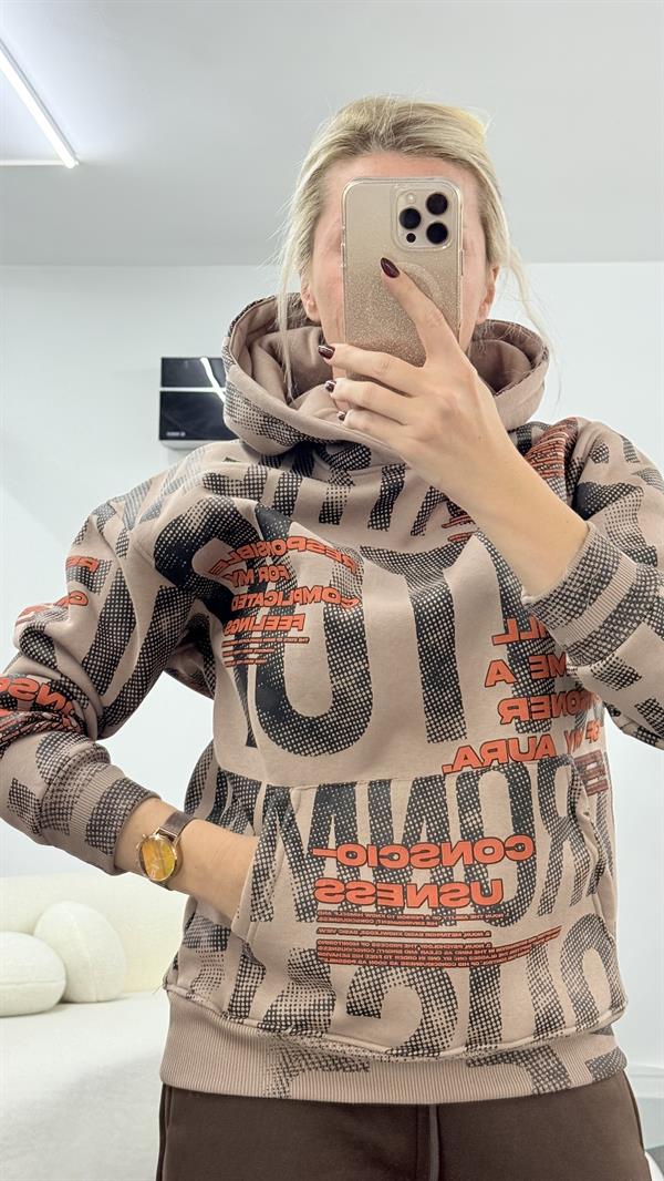 ÇAYNİ NEON TURUNCU YAZILI KAHVERENGİ SWEATSHIRT