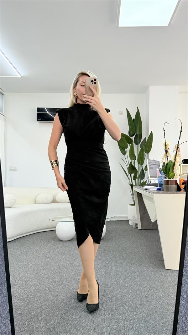 ENİSE KADİFE SİYAH ELBİSE 