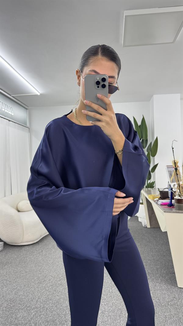 ENZO LACİVERT SATEN BLUZ