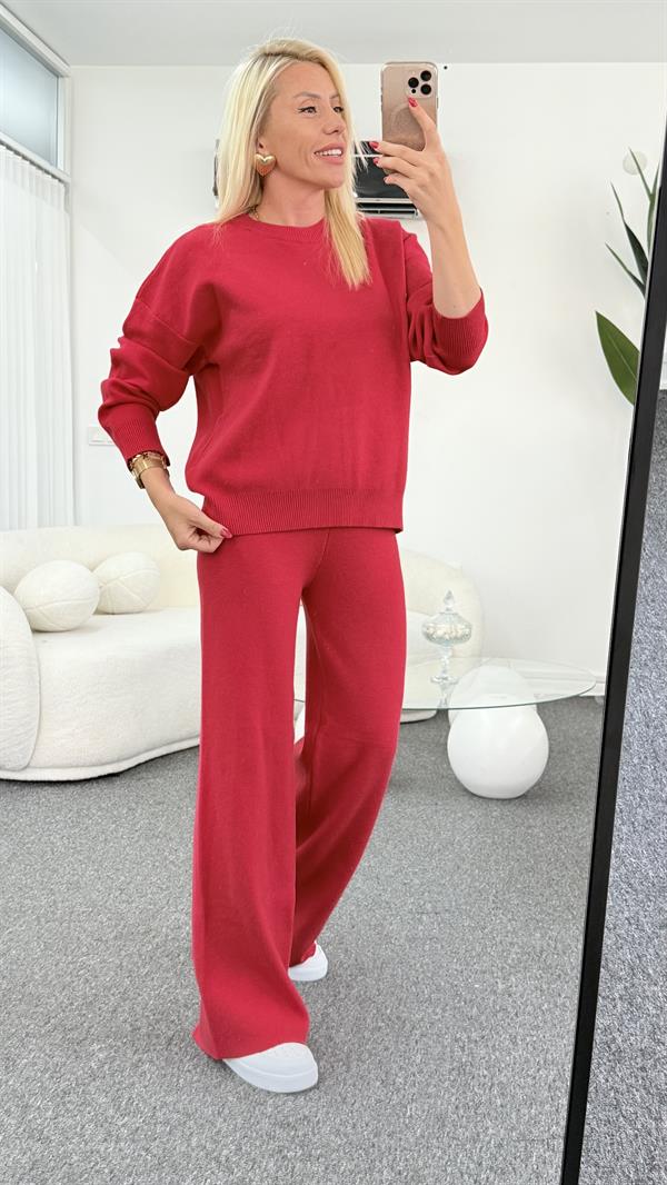 HARVEY KIRMIZI TRİKO TAKIM