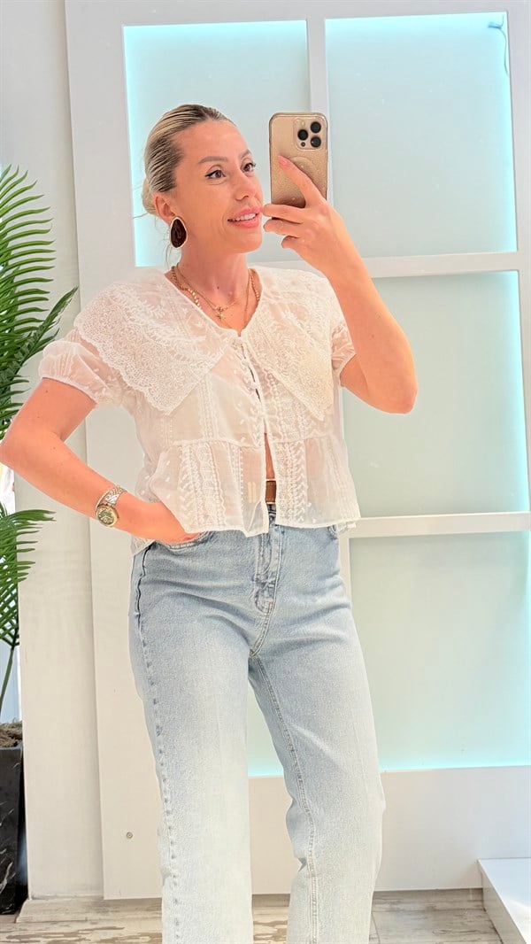 HELİ BEYAZ BEBE YAKA GÖMLEK 