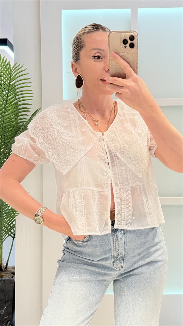 HELİ BEYAZ BEBE YAKA GÖMLEK 