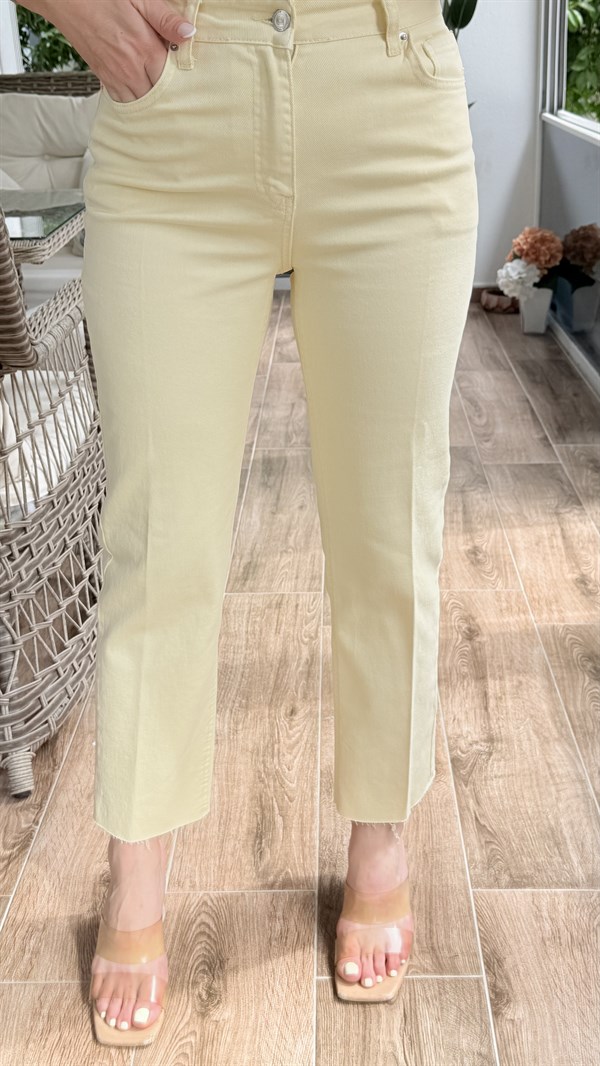 HİLA SARI JEAN PANTOLON 