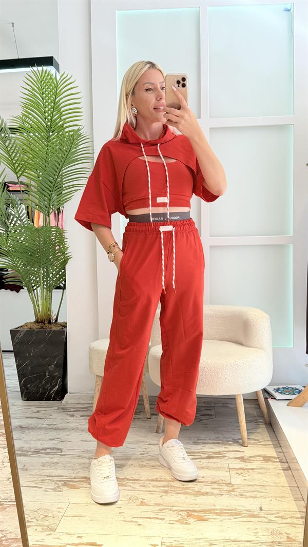 JERY NAR ÇİÇEĞİ EŞOFMAN TAKIMI