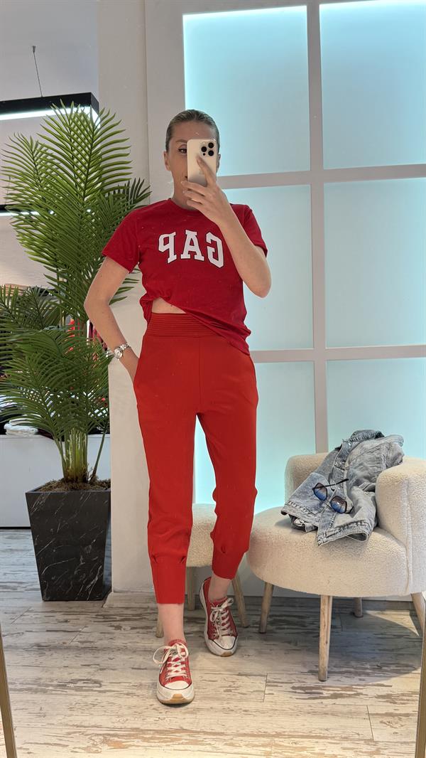 RİVEN KIRMIZI TSHIRT