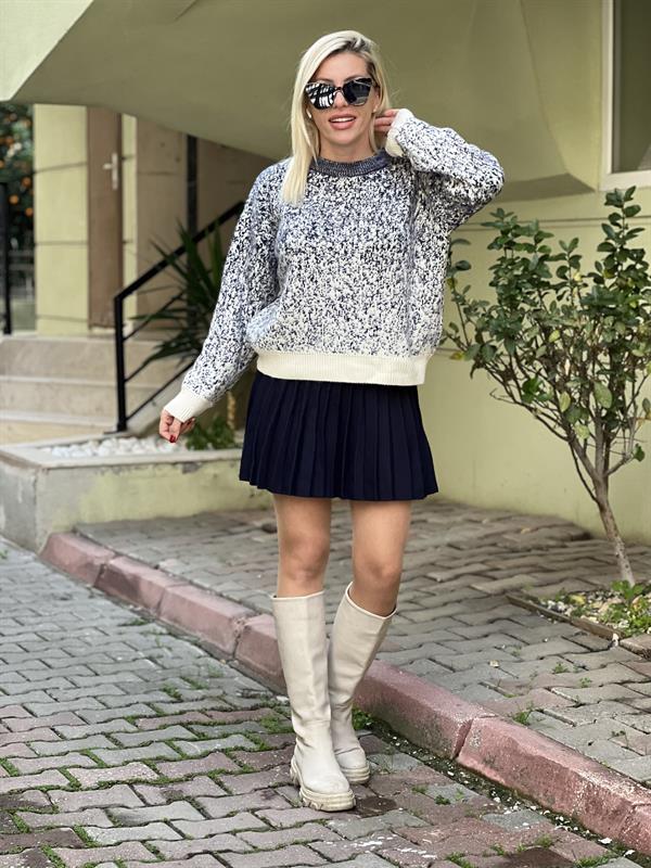 LACİVERT TAŞLI KAZAK