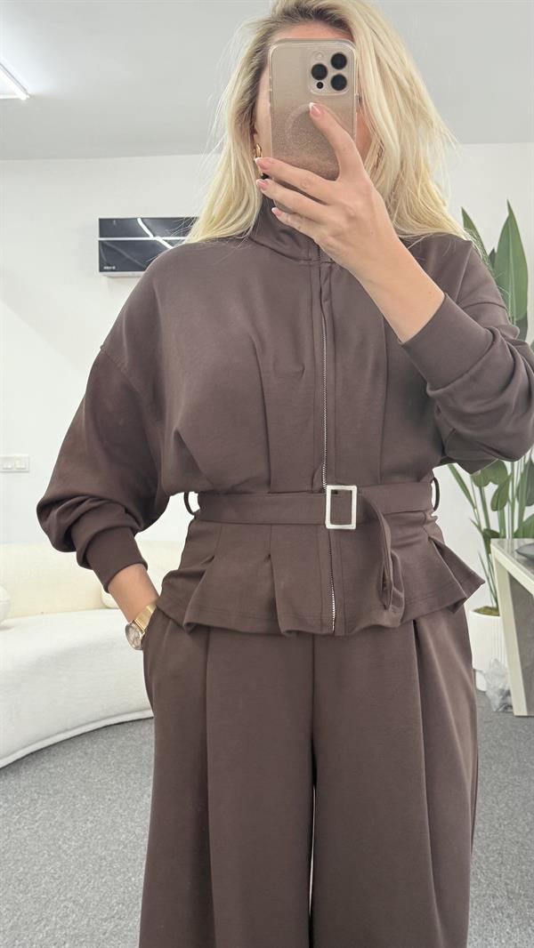 LESYA KAHVERENGİ KEMER DETAYLI EŞOFMAN TAKIM 
