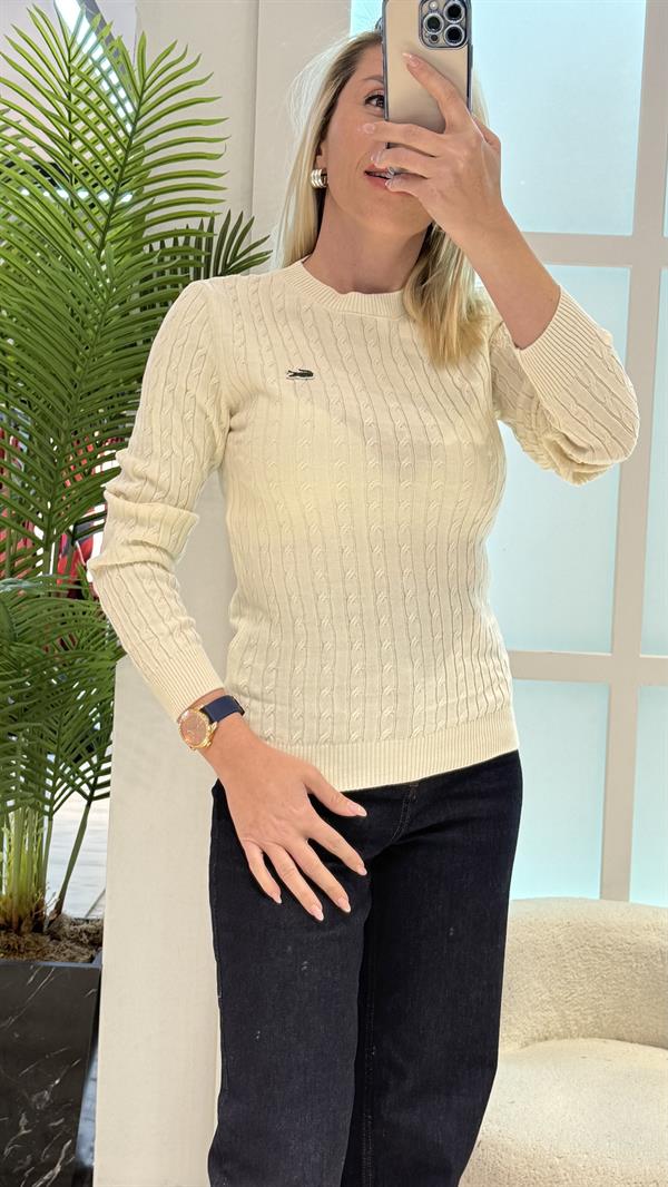 LEXİ KREM ÖRME KAZAK