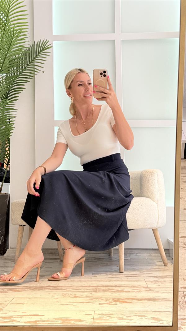 LİRY LACİVERT ETEK