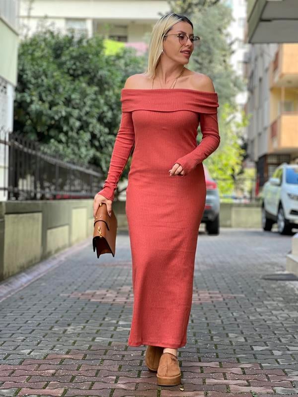 MADONNA YAKA SOMON ELBİSE 