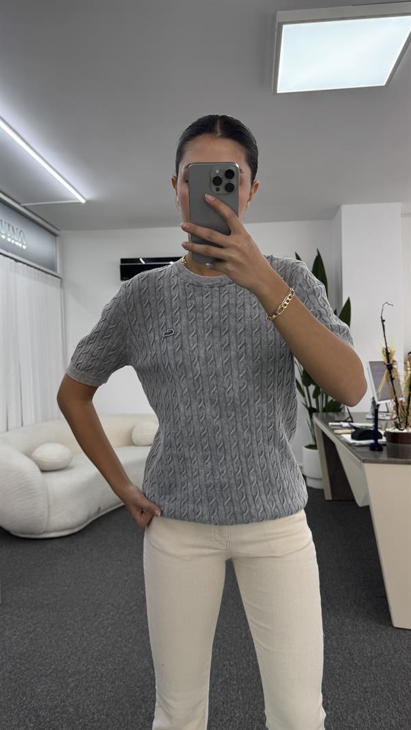 MAY GRİ KISA KOLLU TRİKO KAZAK 