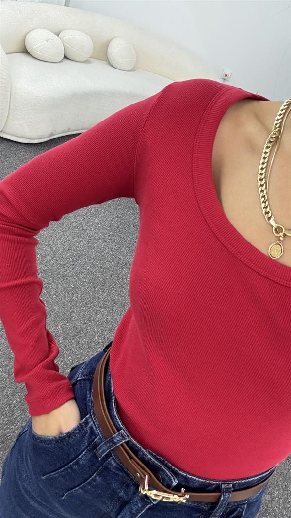 Mia Kırmızı U Yaka Body