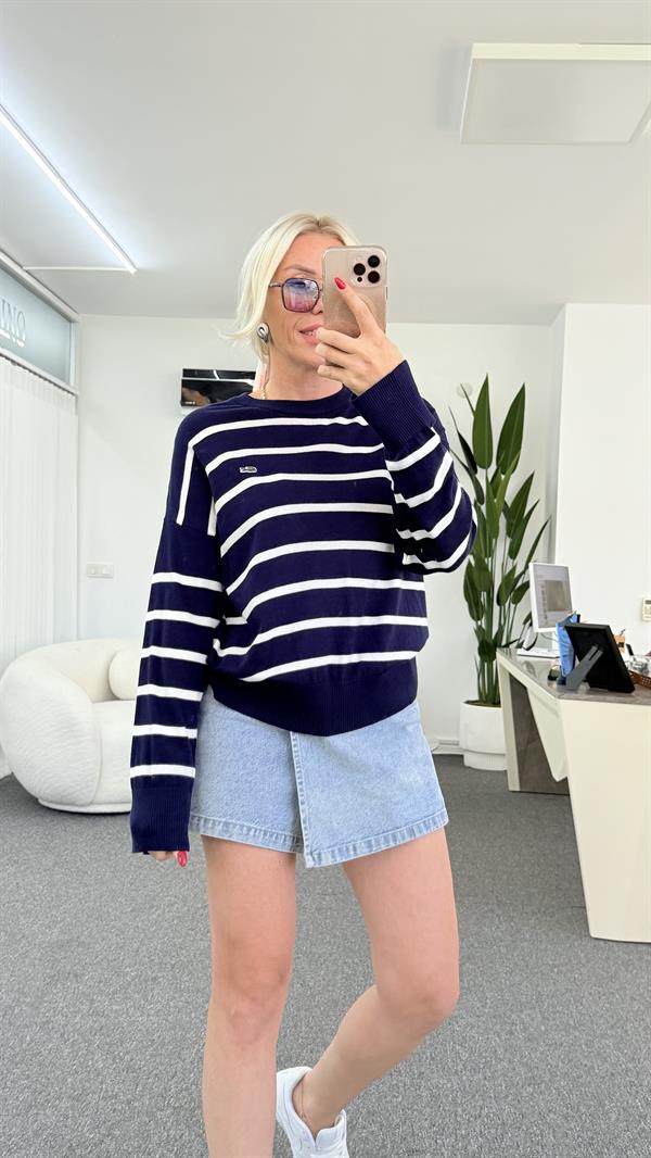 MİRS BEYAZ ÇİZGİLİ LACİVERT KAZAK 