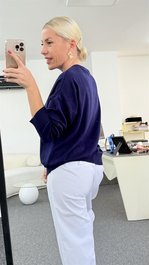 NESY LACİVERT KAZAK