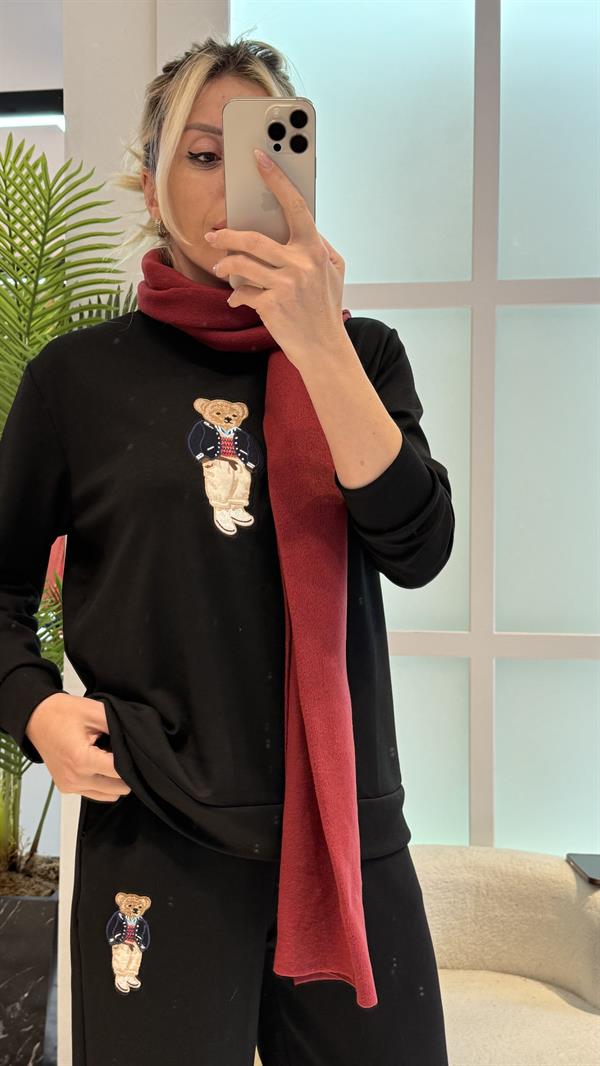 NİCE SİYAH EŞOFMAN TAKIMI