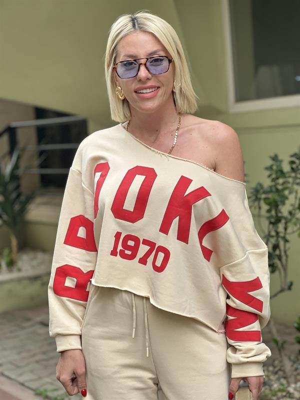 OMUZU DÜŞÜK KREM TAKIM 