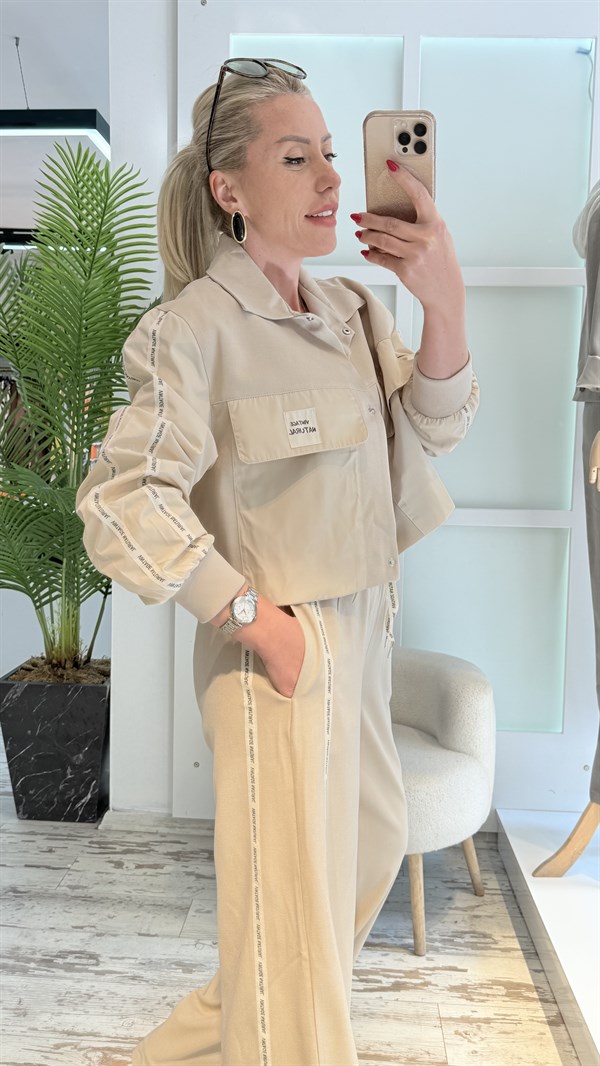 ÖNİS KREMRENGİ TASARIM TAKIM 