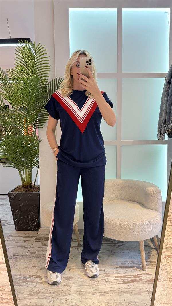 OXİY ŞERİTLİ LACİVERT EŞOFMAN TAKIMI