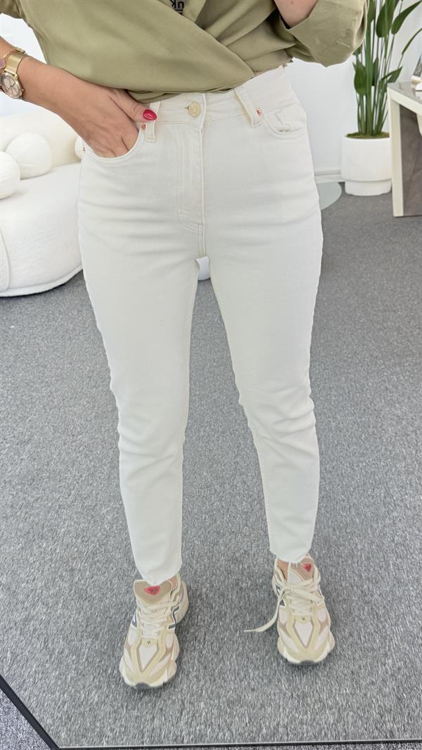 SHAY KREMRENGİ JEAN 