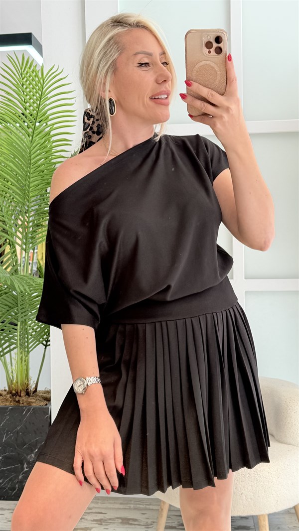 ŞİLN SİYAH OMZU DÜŞÜK ELBİSE