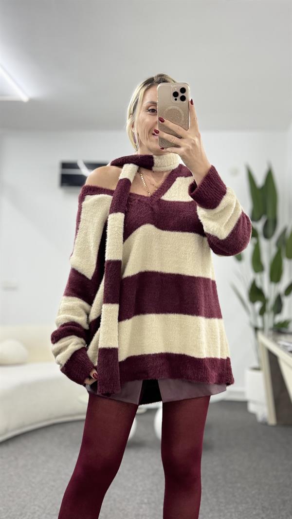 SİSİ ATKILI BORDO KAZAK