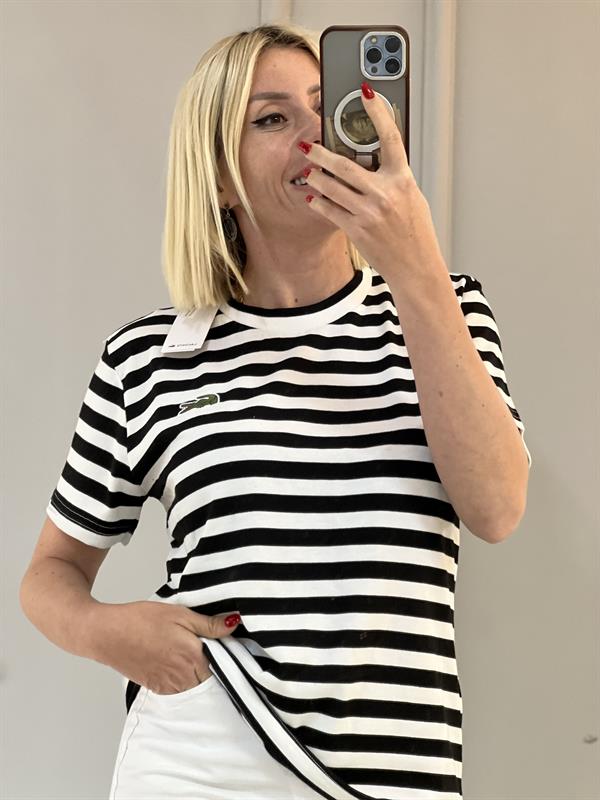 SİYAH BEYAZ CİZGİLİ ORJ MARKA TSHRT 