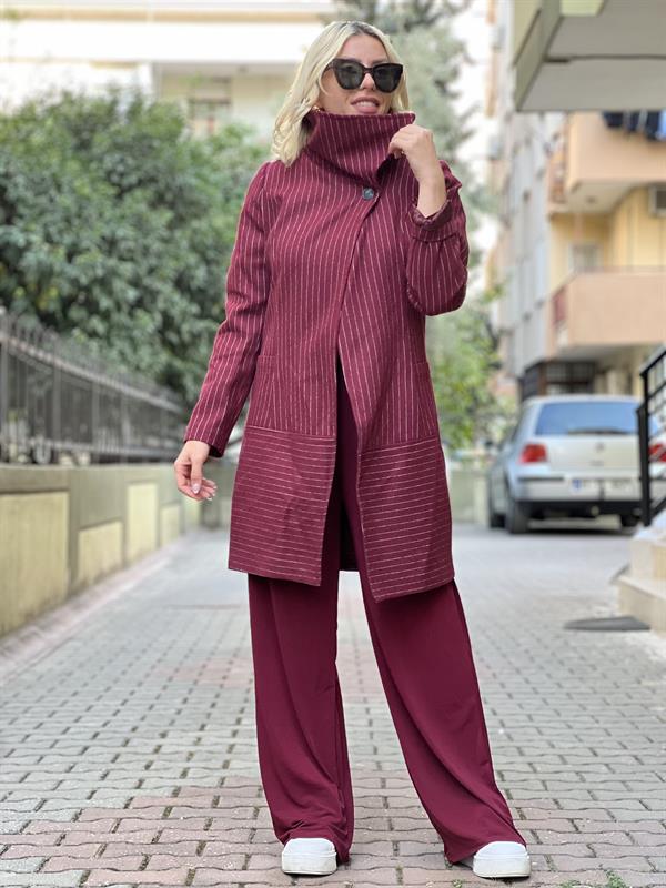 STRİİ BORDO ÇİZGİLİ KABAN 