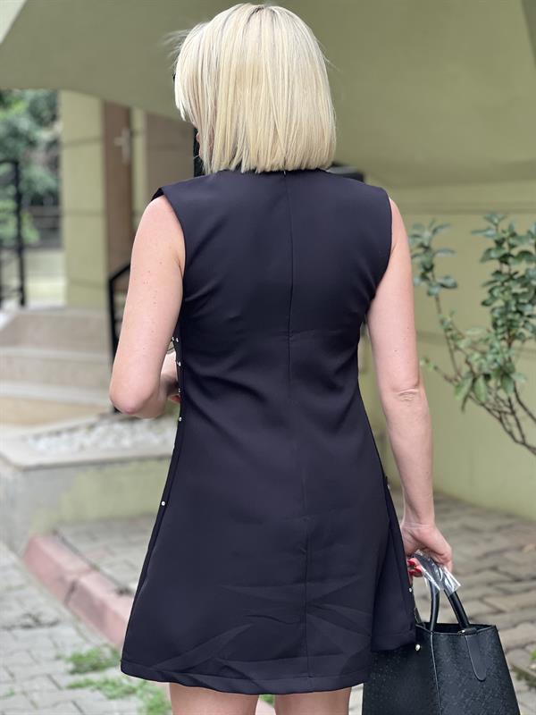 TAŞLI SİYAH ELBİSE 