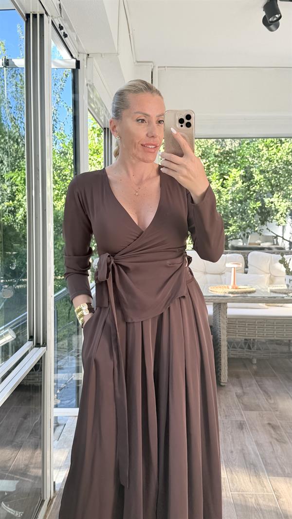 TİYA KAHVERENGİ TAKIM