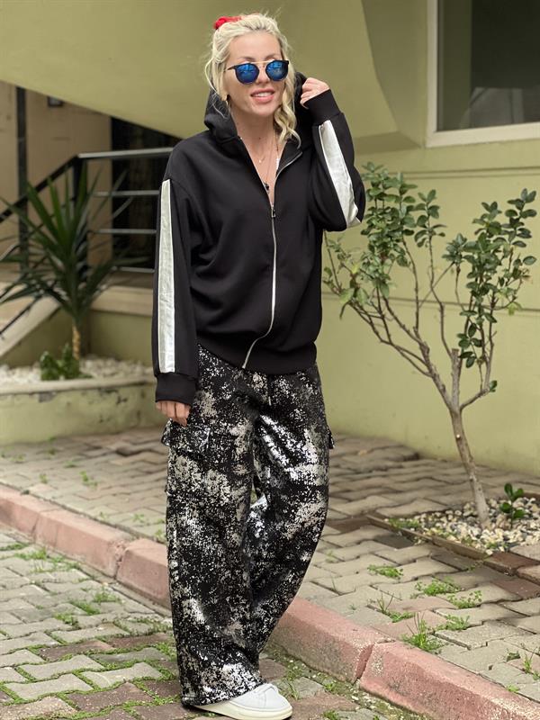 VARAK DETAYLI SİYAH EŞOFMAN 