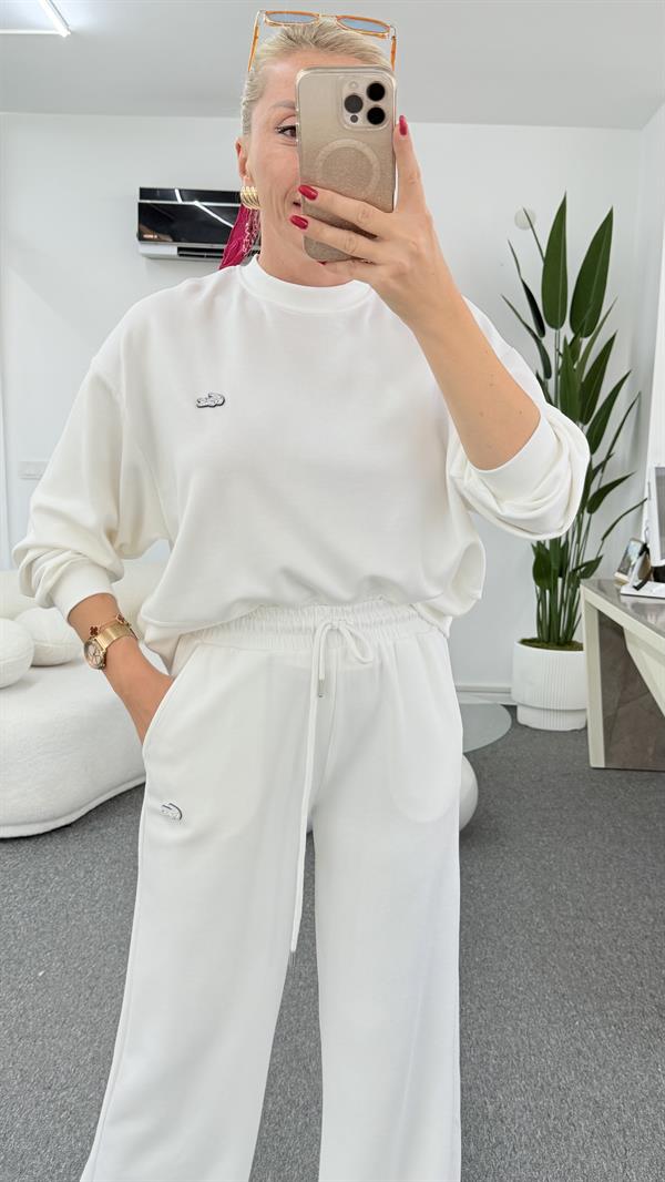 WANG BEYAZ EŞOFMAN TAKIMI