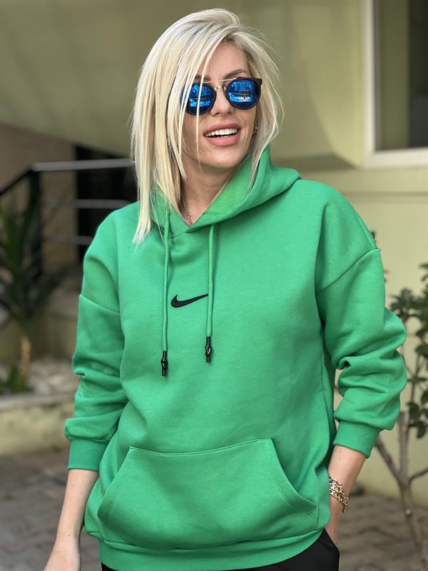 YEŞİL KAPŞONLU SWEAT 