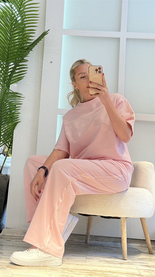 YUMİ PEMBE EŞOFMAN TAKIMI 
