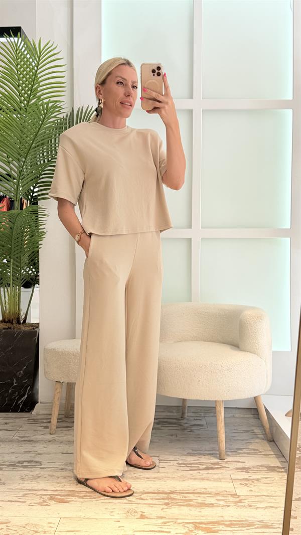 ZR MARKA KREM RENGİ TAKIM 