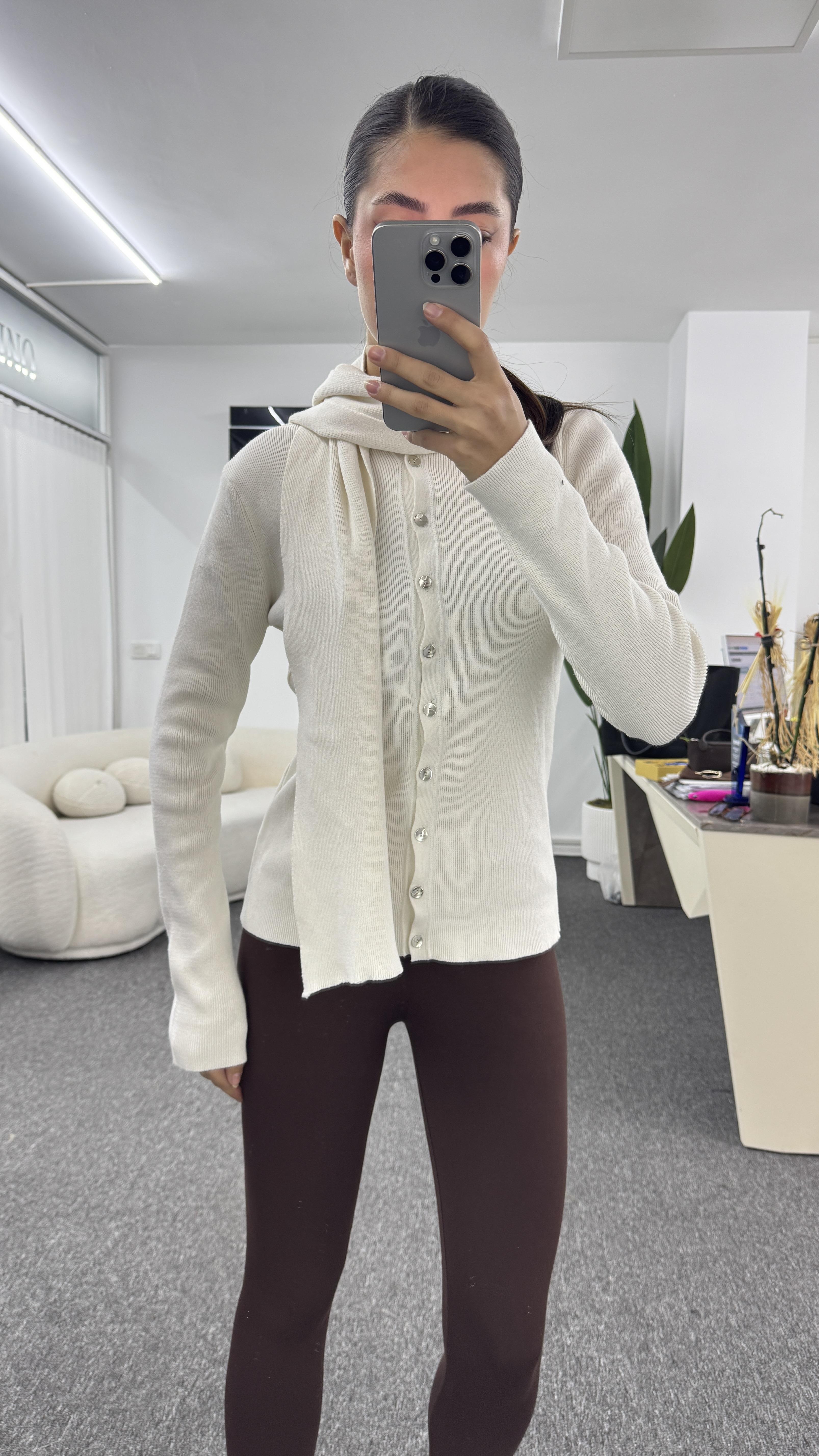 AVANA KREM ATKILI HIRKA