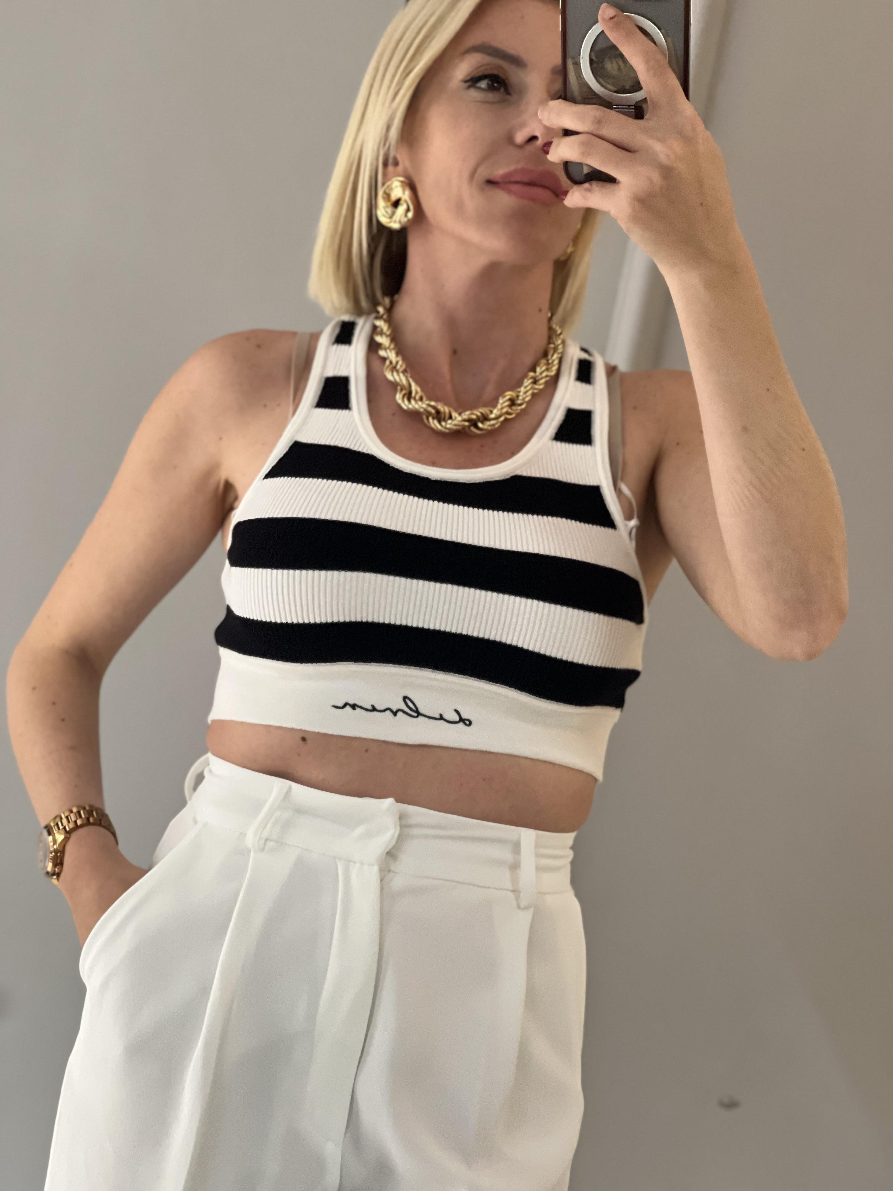 BEYAZ-SİYAH CROP