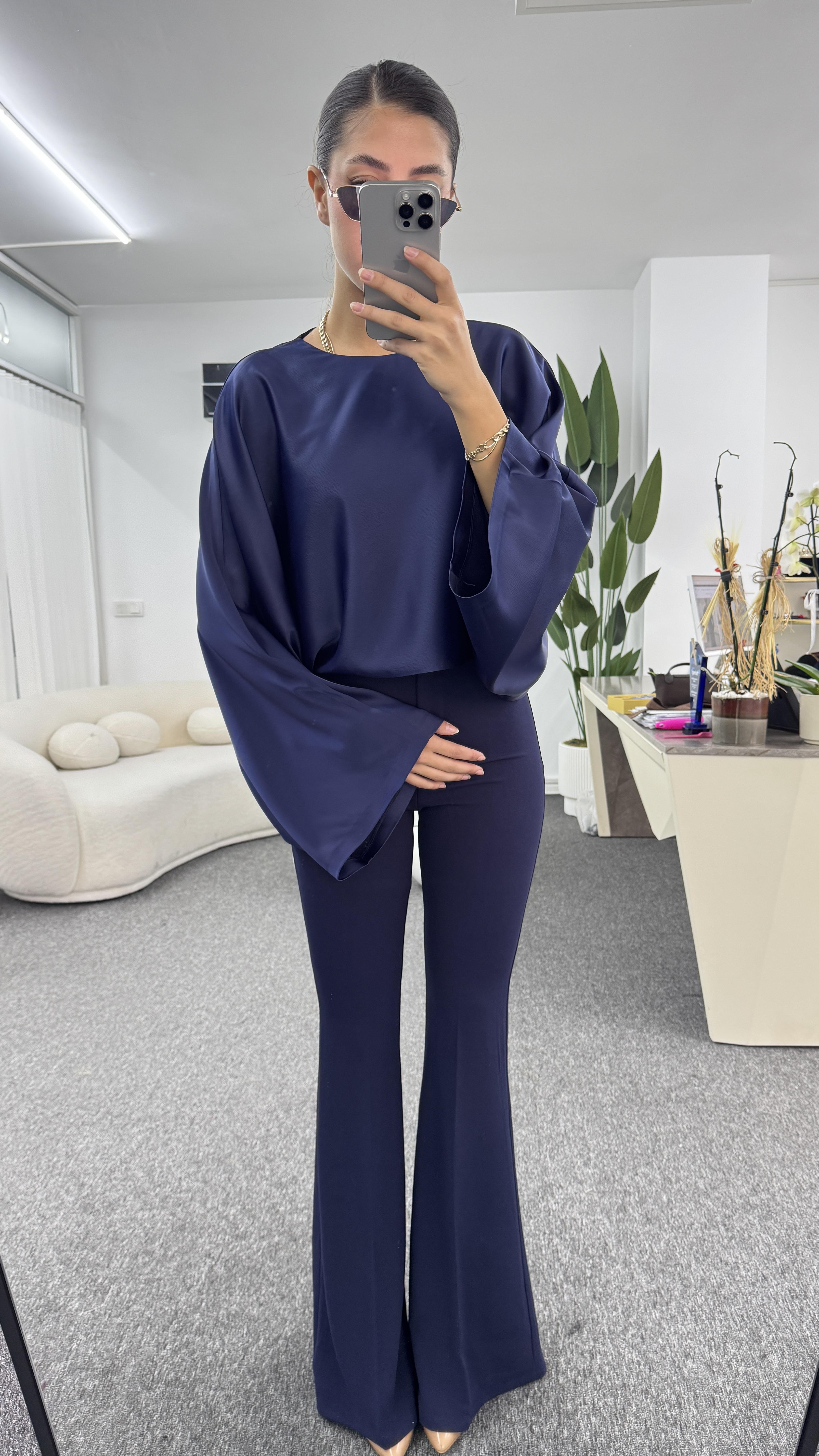 ENZO LACİVERT SATEN BLUZ