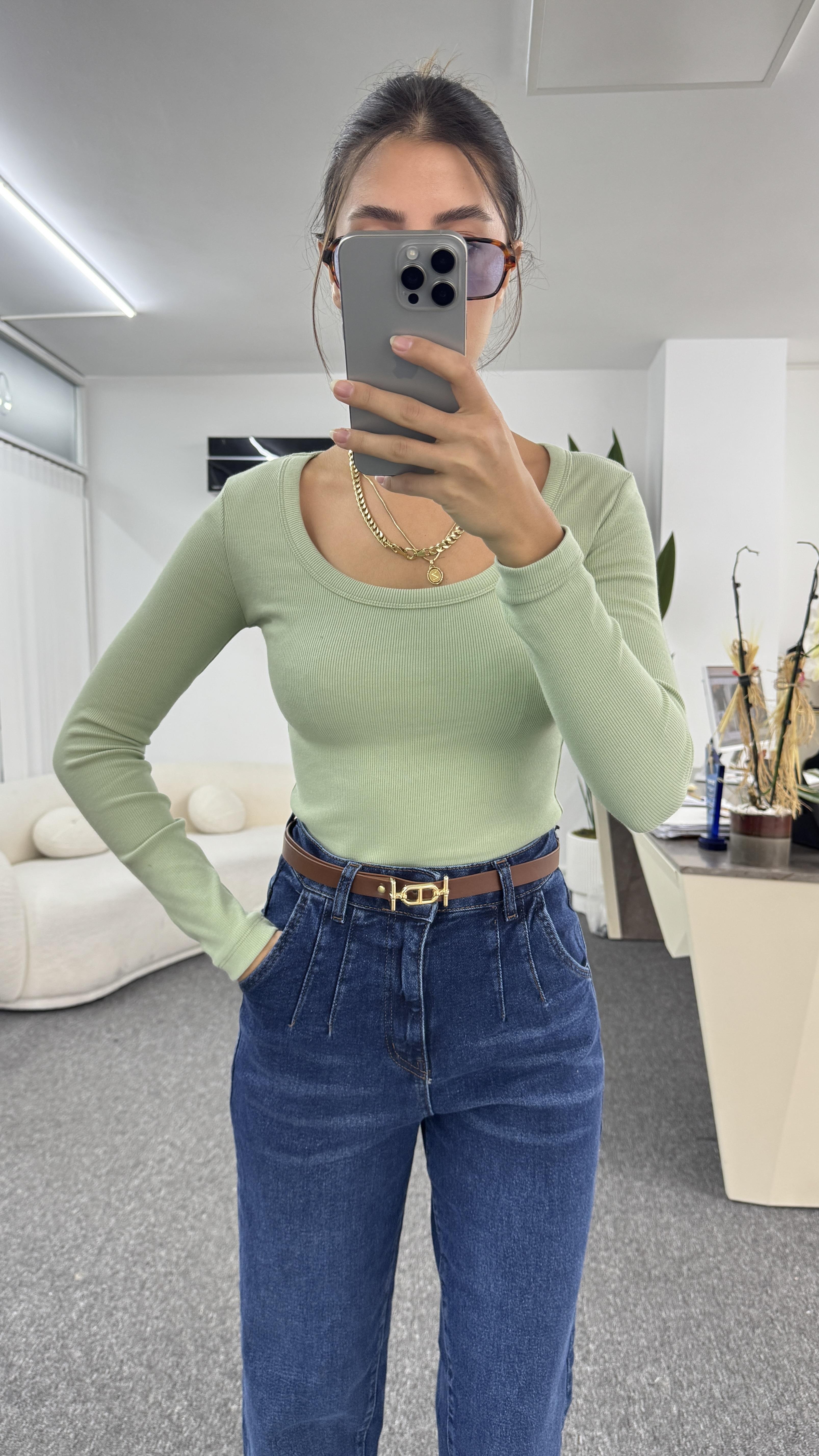 Mia Mint Yeşil U Yaka body