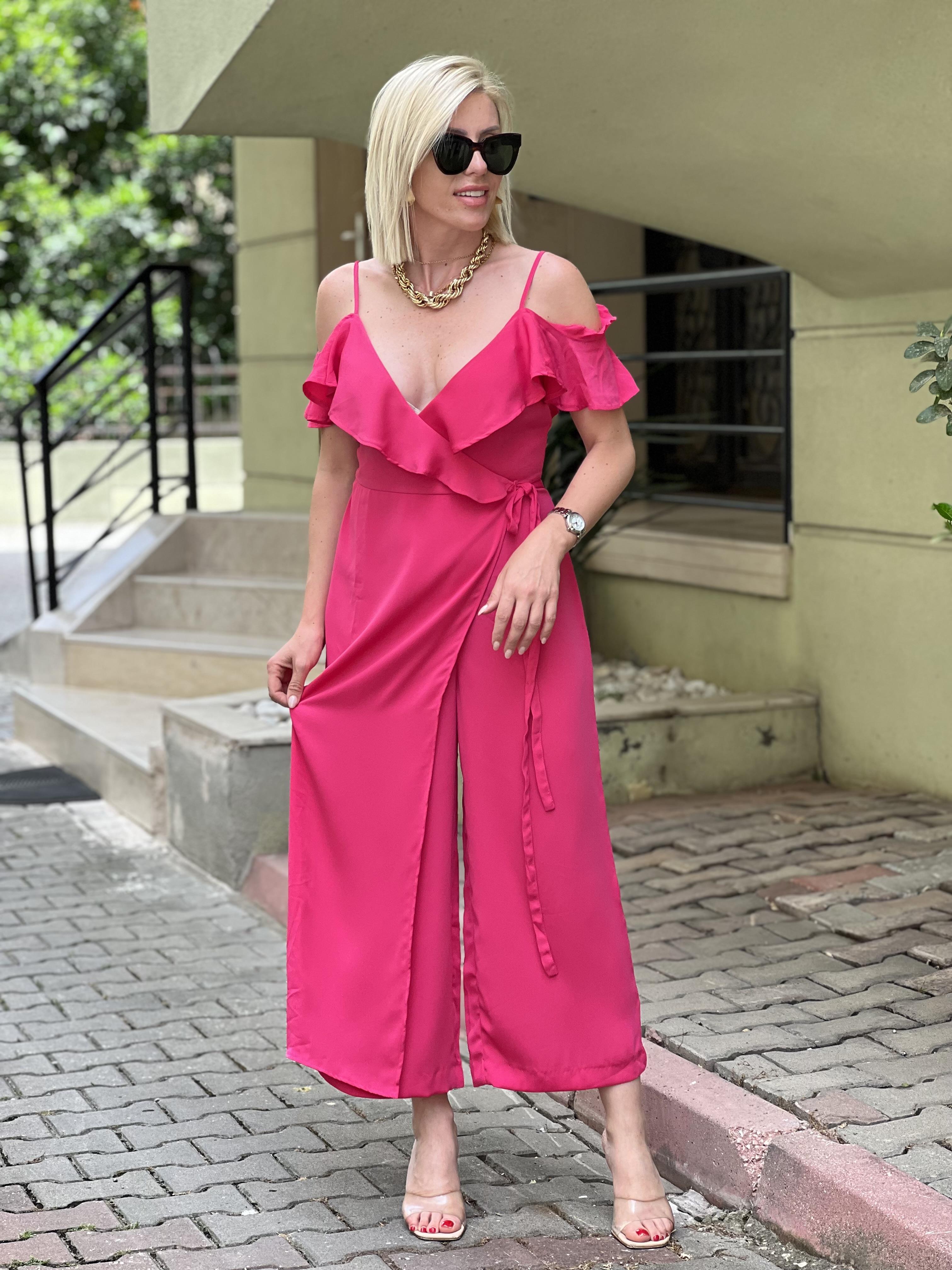 PEMBE KRUVAZE TULUM