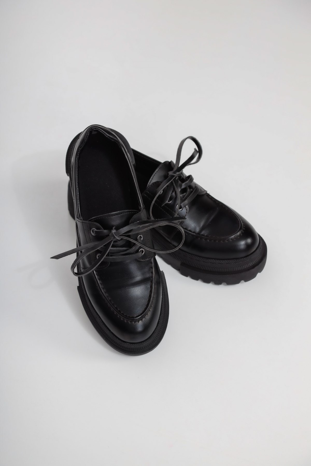 Angel Siyah Bağcıklı Makosen Ayakkabı