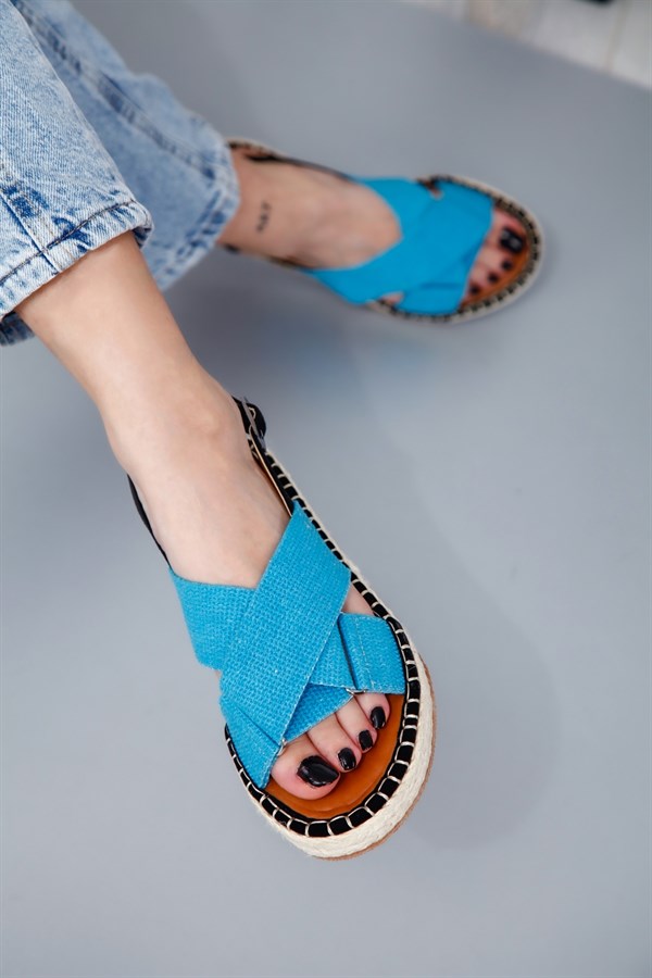 Elvin Hasır Tabanlı Mavi Sandalet