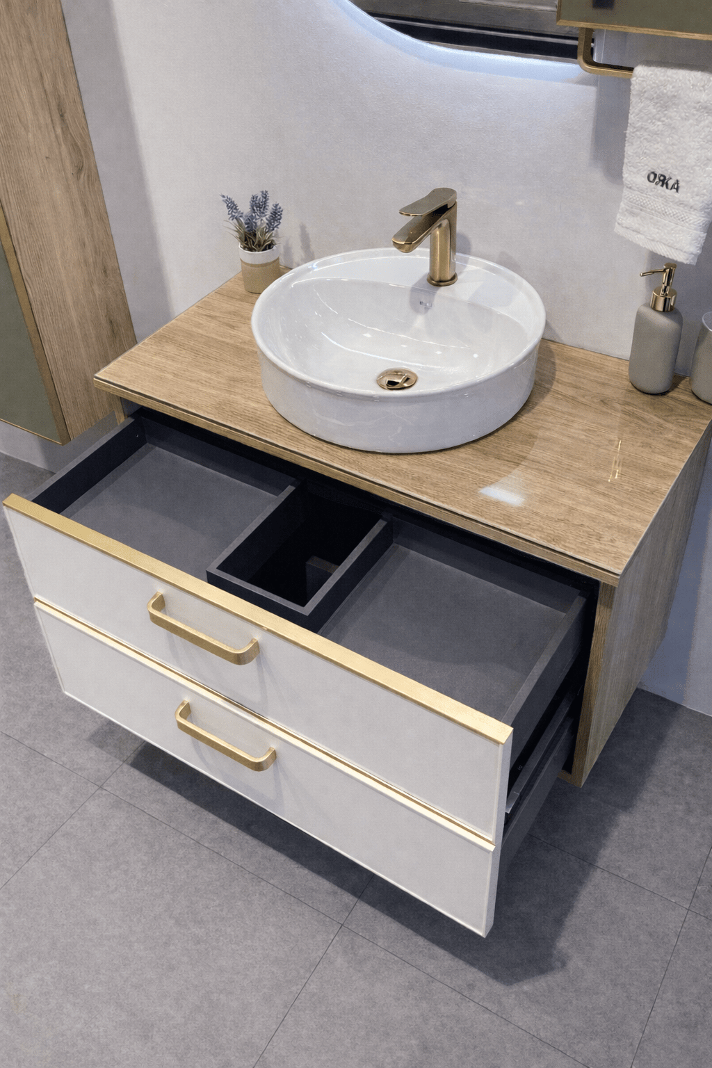 Orka Salerno 76 cm Legnano-Mat Beyaz Banyo Dolabı Alt Modül ve Lavabo Krom/Altın Kulp, 5004700