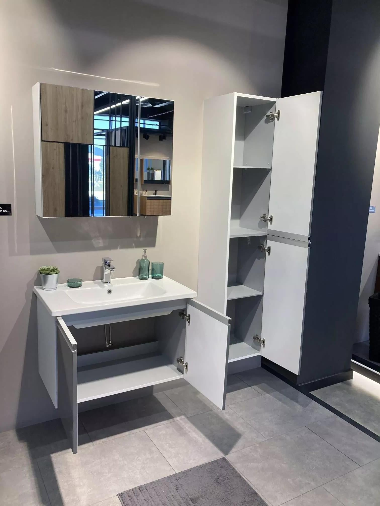 Orka Terme 80 cm Parlak Beyaz Kapaklı Banyo Dolabı Takımı (Dolaplı Ayna)