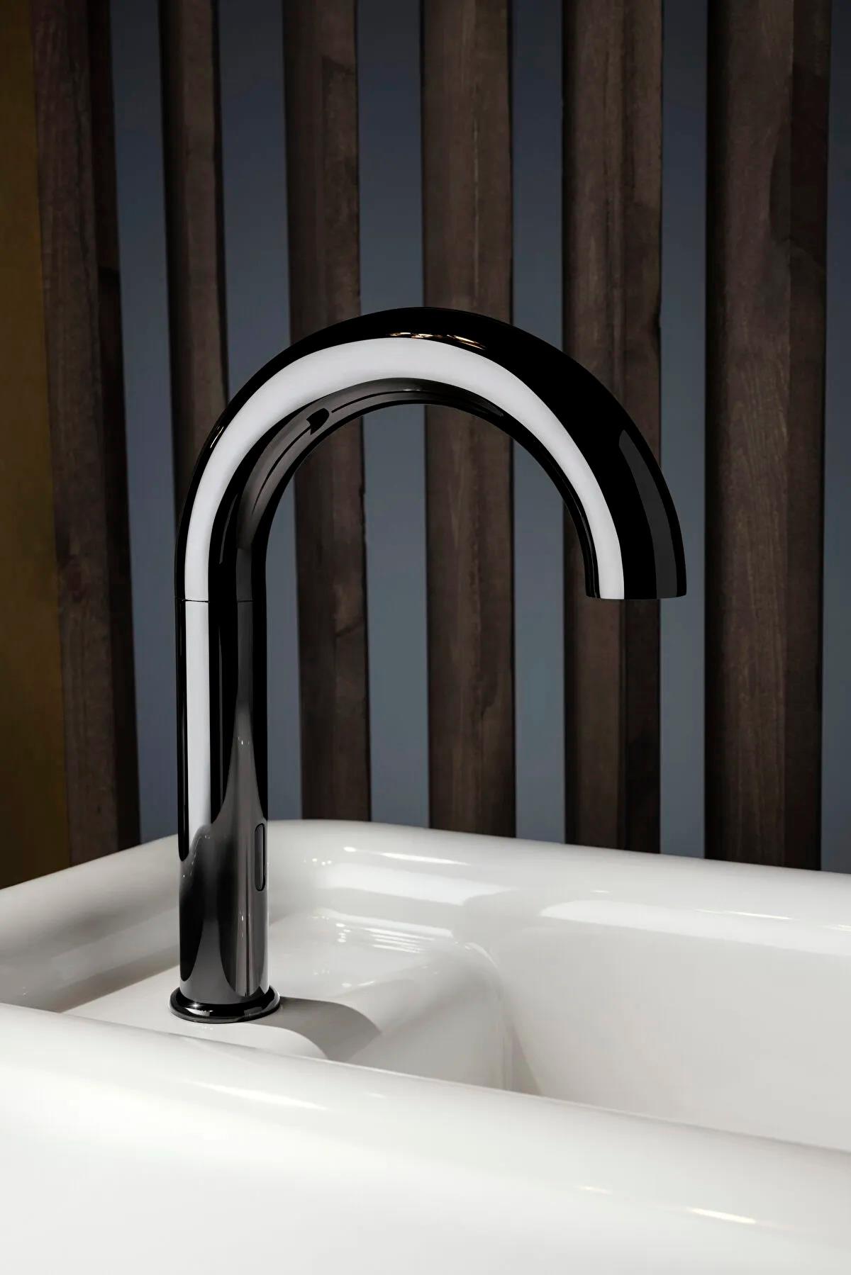 Vitra Liquid Fotoselli Lavabo Bataryası (Çift Su girişli, Elektrikli), Parlak Siyah, A4278839