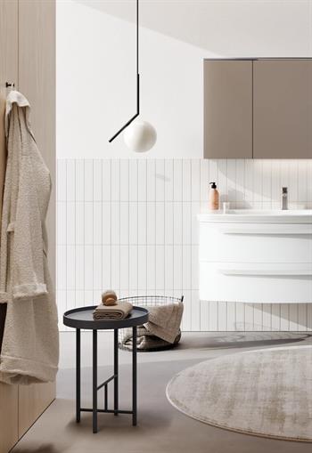 Orka Urla 110 cm Parlak Beyaz Banyo Dolabı Takımı (Ledli-Dolaplı Ayna)