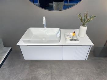 Orka Biella 120 cm Beyaz Ledli Banyo Dolabı Takımı