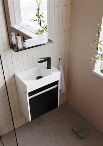 Orka Yedisu Banyo Dolabı Takımı, 45 cm, Parlak Siyah (Etajerli Ayna), 5000604