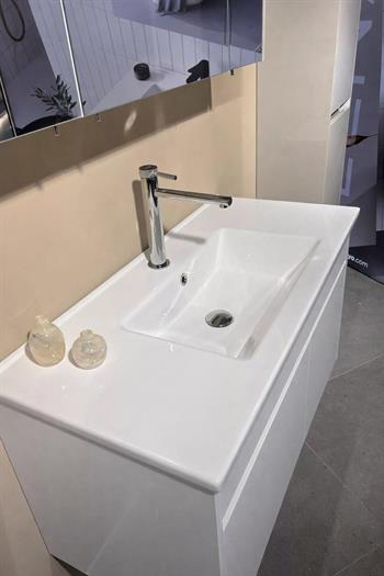 Orka Arno 85 cm Parlak Beyaz Banyo Dolabı Alt Modül ve Lavabo (Kapaklı) , 5008783