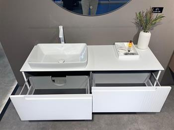 Orka Biella 140 cm Beyaz Ledli Banyo Dolabı Takımı